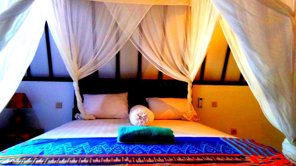 Ina Gili Guesthouse ギリ・アイル エクステリア 写真