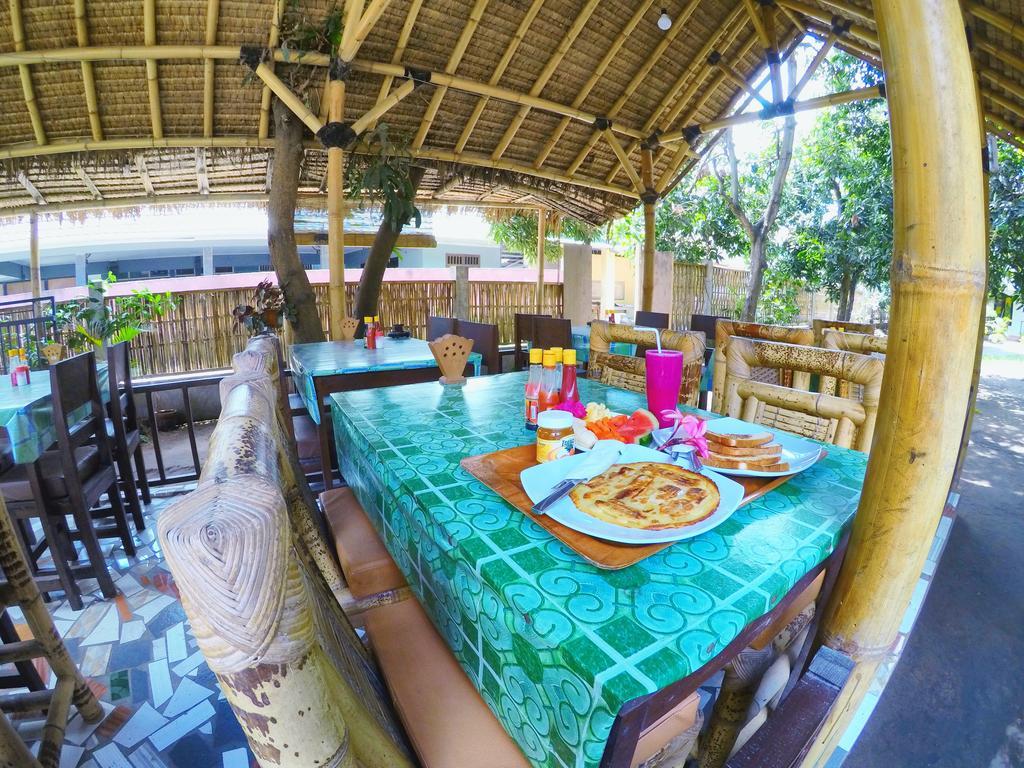 Ina Gili Guesthouse ギリ・アイル エクステリア 写真