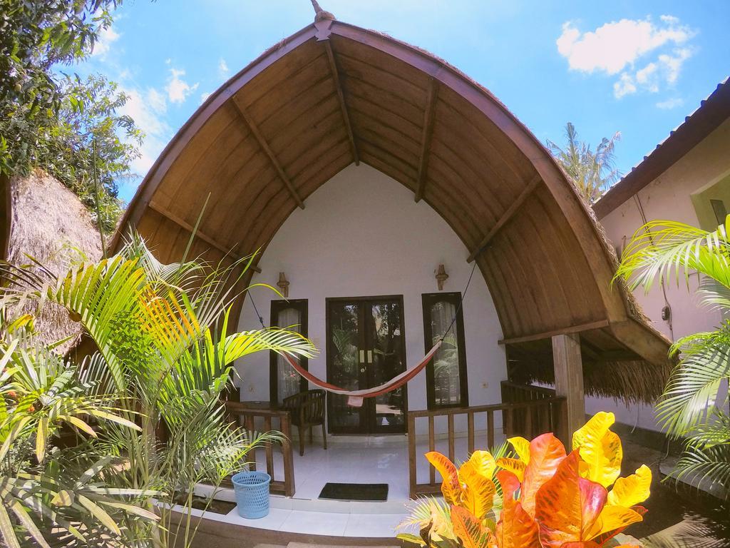 Ina Gili Guesthouse ギリ・アイル エクステリア 写真