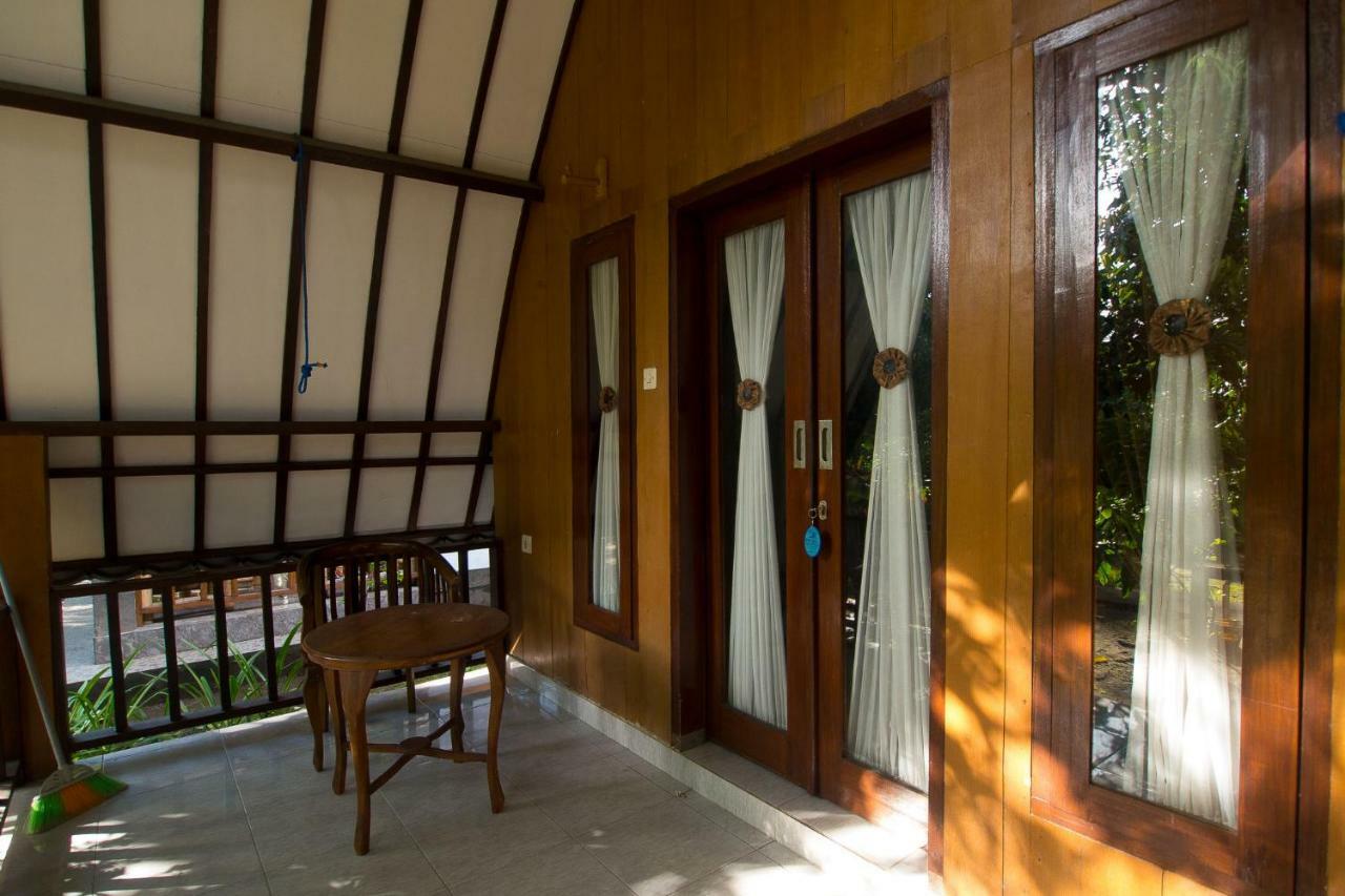 Ina Gili Guesthouse ギリ・アイル エクステリア 写真